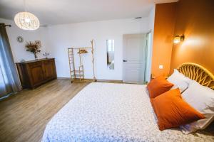 Foto dalla galleria di Gîte Ô Tilleul Enchanté a Lamonzie-Saint-Martin