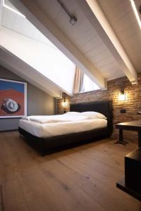 AR Suites&Art客房内的一张或多张床位