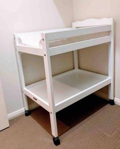 Bunk bed o mga bunk bed sa kuwarto sa No Stairsducted Ac Near Cbd Richmond Sa