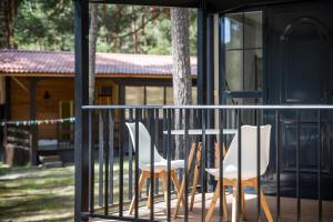 Balkón nebo terasa v ubytování Camping Urbion