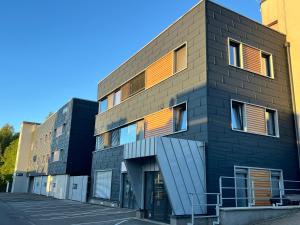 Budova, kde se aparthotel nachází + 37 fotografií
