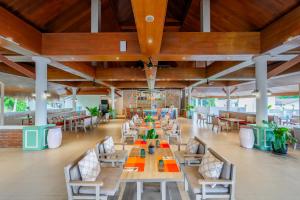 Restaurace v ubytování Andamantra Resort and Villa Phuket
