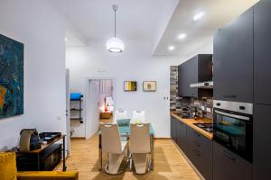 Cucina o angolo cottura di The Space Rooms