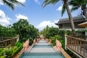 Zahrada ubytování Andamantra Resort and Villa Phuket