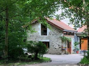 Το κτήριο όπου στεγάζεται  η παραθεριστική κατοικία