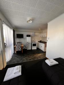 Kuchyň nebo kuchyňský kout v ubytování Brooklyne Motel Sanson