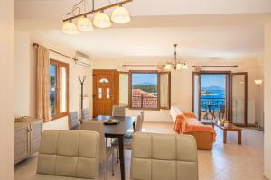 Posedenie v ubytovaní Mariel House Fiskardo Kefalonia