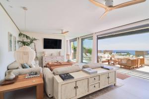 Et tv og/eller underholdning på Marbella Unique