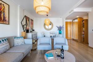 Posezení v ubytování Jardines de Gorgos apartamento