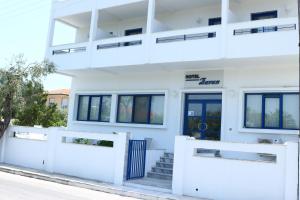 Balkón nebo terasa v ubytování Danae Hotel