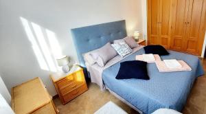 Postel nebo postele na pokoji v ubytování Sunny Apartment + 16 fotografií