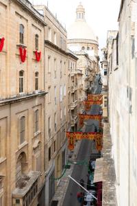 에 위치한 Historic Valletta Penthouse - CityApartmentStay에서 갤러리에 업로드한 사진