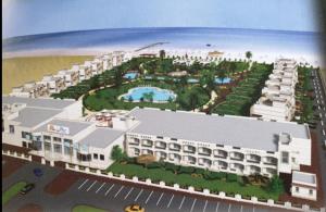 Bazén v ubytování Beach and pools front challet in Ras Sudr nebo v jeho okolí