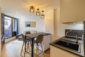 Kuchyň nebo kuchyňský kout v ubytování Chamonix Sud - Lognan 106 - Happy Rentals