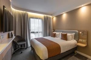 Ліжко або ліжка в номері Holiday Inn Express Ajaccio by IHG