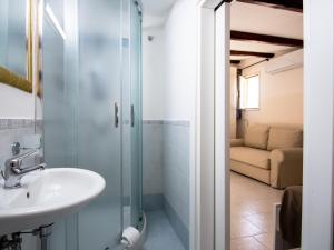 A bathroom at DUCEZIO rooms