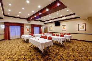 Imagen de la galería de Country Inn & Suites by Radisson, College Station, TX, en College Station