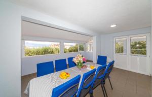 Billede fra billedgalleriet på Stunning Home In Slatine With Kitchen i Slatine