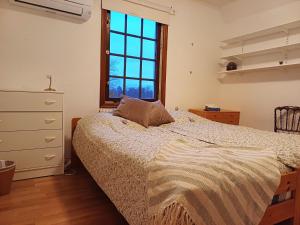 Ένα ή περισσότερα κρεβάτια σε δωμάτιο στο Large and spacious house in Norje, Blekinge