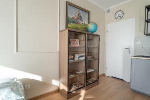 Η κουζίνα ή μικρή κουζίνα στο 71m2 Apartament Superior na Letniej z Tarasem, Ogródkiem i Widokiem na Góry - Kłodzko - Przyjaciół Ziemi Kłodzkiej
