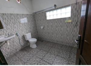 Koupelna v ubytování Mushtinal Guest House
