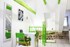 Posezení v ubytování Croparadise Hostel