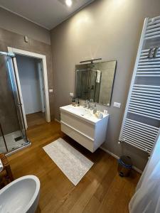 Koupelna v ubytování B&B L'ULIVO