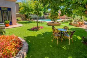 Zahrada ubytování Apartaments Suites Sant Jordi