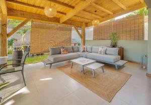 พื้นที่นั่งเล่นของ Villa Nauraa - 5ch - piscine - proche plage.