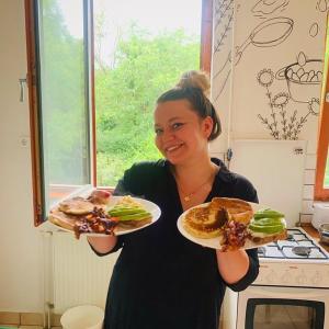 Jídlo v hostelu nebo okolí
