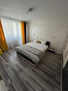 מיטה או מיטות בחדר ב-Luxury Apartment