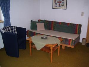 A seating area at Log Home