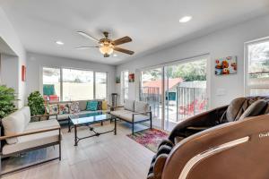 Billede fra billedgalleriet på Pool and Fenced Yard Pet-Friendly Mesa Retreat i Mesa