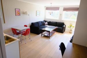 Galeriebild der Unterkunft Koselig leilighet i Grimstad like ved UiA in Grimstad + 8 Fotos
