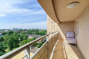 Balkón alebo terasa v ubytovaní Apartament Ostrobramska - Praga Południe