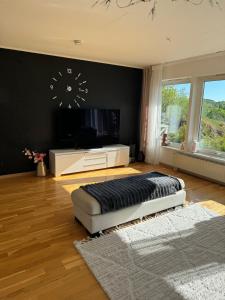 Μια τηλεόραση ή/και κέντρο ψυχαγωγίας στο Harmoni Hideaway