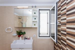 Koupelna v ubytování Casa Fayna + 78 fotografií