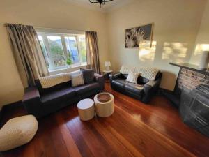 Gallery image of Sunny Seaside Bungalow in Lyall Bay in Wellington
