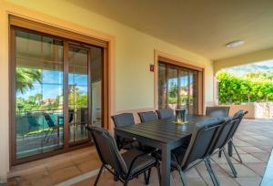 Ban công/sân hiên tại Villa Picasso Marbella