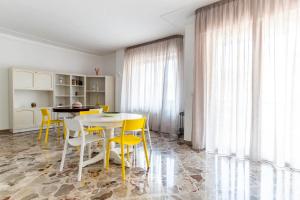 Kuchyň nebo kuchyňský kout v ubytování Le Calette Rooms - Puglia Mia Apartments