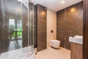 Apartamenty Dawna Wisłaにあるバスルーム