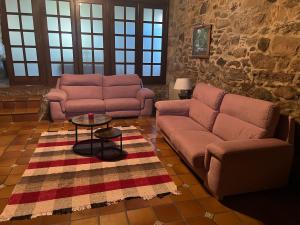 A seating area at Casa Goris