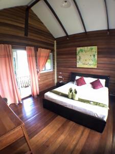 Postel nebo postele na pokoji v ubytování Hallo Villa Khanom
