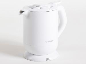 a white electric blender on a white background at Vessel Hotel Kumamoto Airport in Ozu