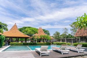 Bazén v ubytování Bali Royal Heritage Villas nebo v jeho okolí
