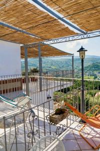 Balkón nebo terasa v ubytování B&B Baia Di Trentova