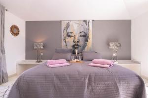 Posteľ alebo postele v izbe v ubytovaní Pool Villa Rancho Domingo family friendly - Happy Rentals