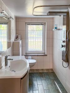 Koupelna v ubytování Ferienwohnung - Seebad UeckermündeOT Bellin