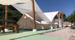 Fotografie z fotogalerie ubytování Camping Tents with Garden Hanging Bed v destinaci Porto Rafti