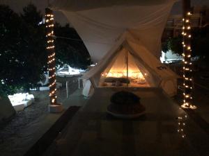 Fotografie z fotogalerie ubytování Camping Tents with Garden Hanging Bed v destinaci Porto Rafti